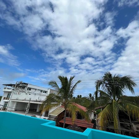 Hostal Brisas Del Mar Puerto Villamil Kültér fotó