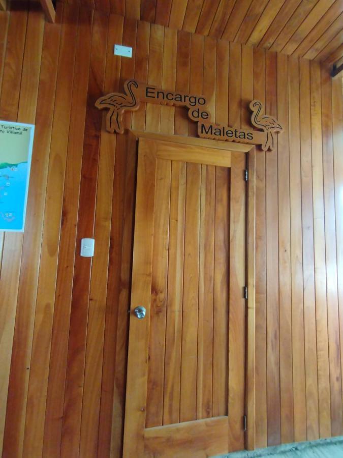 Hostal Brisas Del Mar Puerto Villamil Kültér fotó