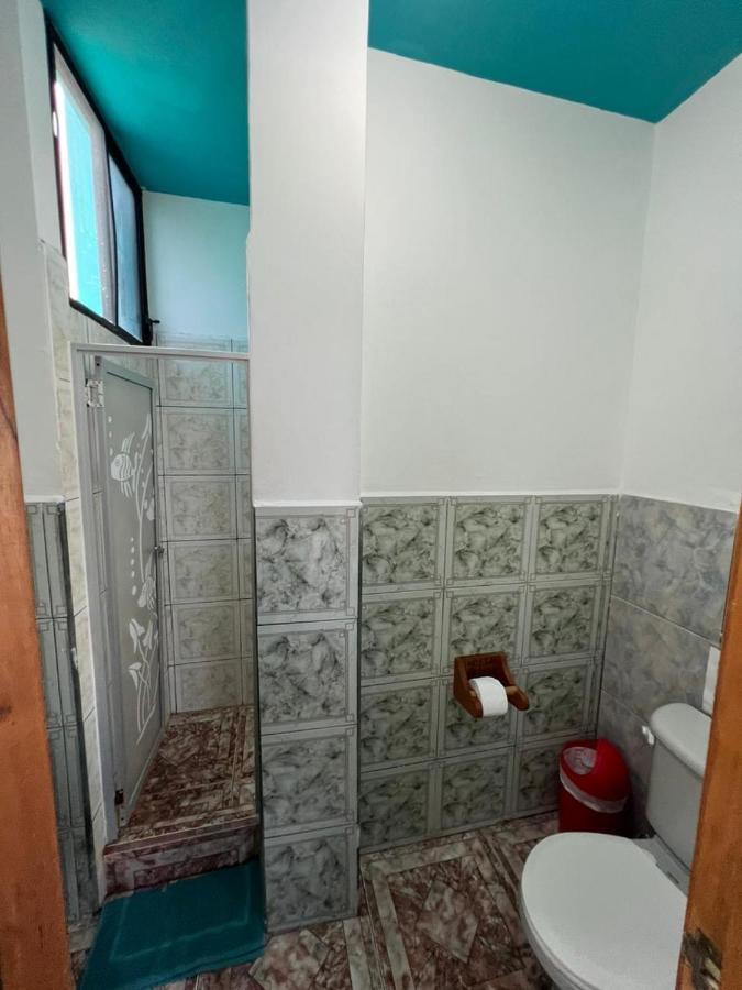 Hostal Brisas Del Mar Puerto Villamil Kültér fotó