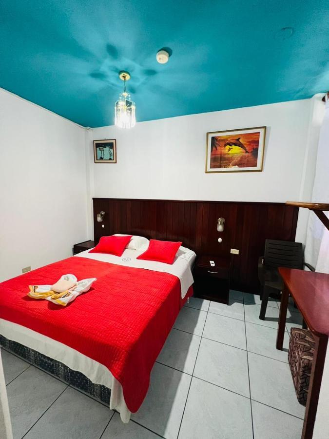 Hostal Brisas Del Mar Puerto Villamil Kültér fotó