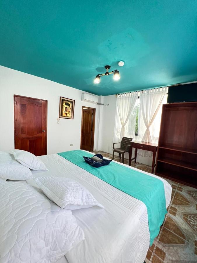 Hostal Brisas Del Mar Puerto Villamil Kültér fotó