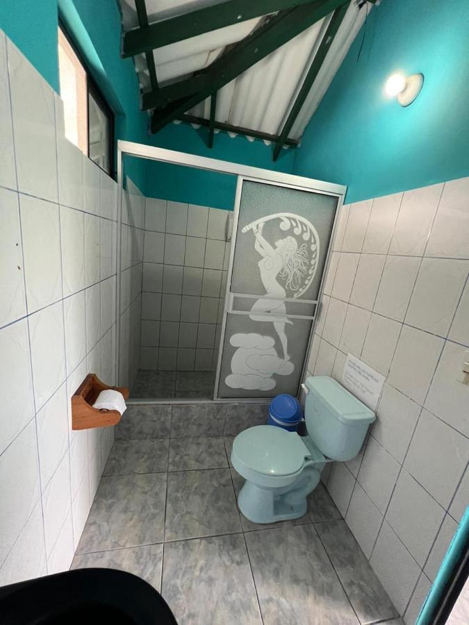 Hostal Brisas Del Mar Puerto Villamil Kültér fotó