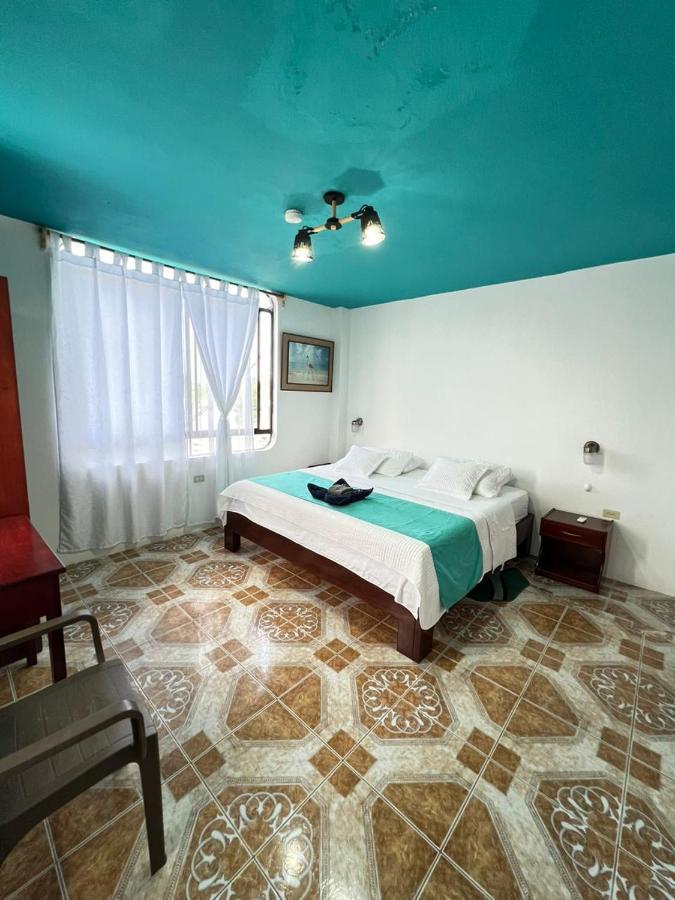 Hostal Brisas Del Mar Puerto Villamil Kültér fotó